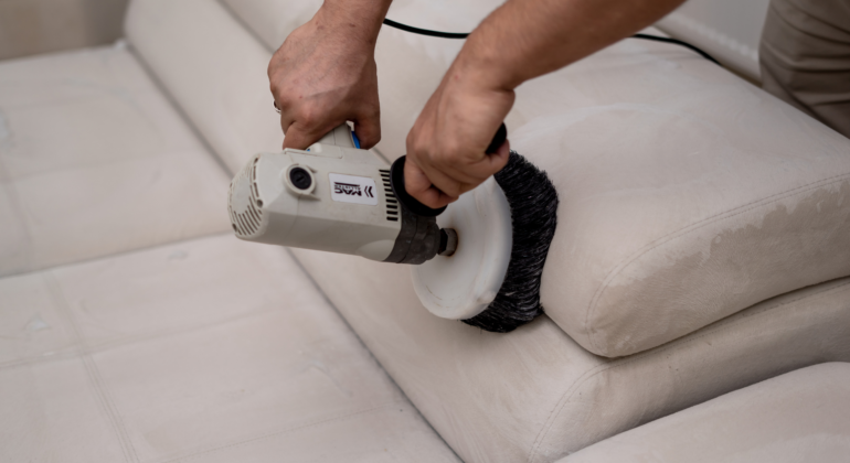 Koltuk Temizliği Neden Önemlidir ve Ne Sıklıkla Yapılmalıdır?